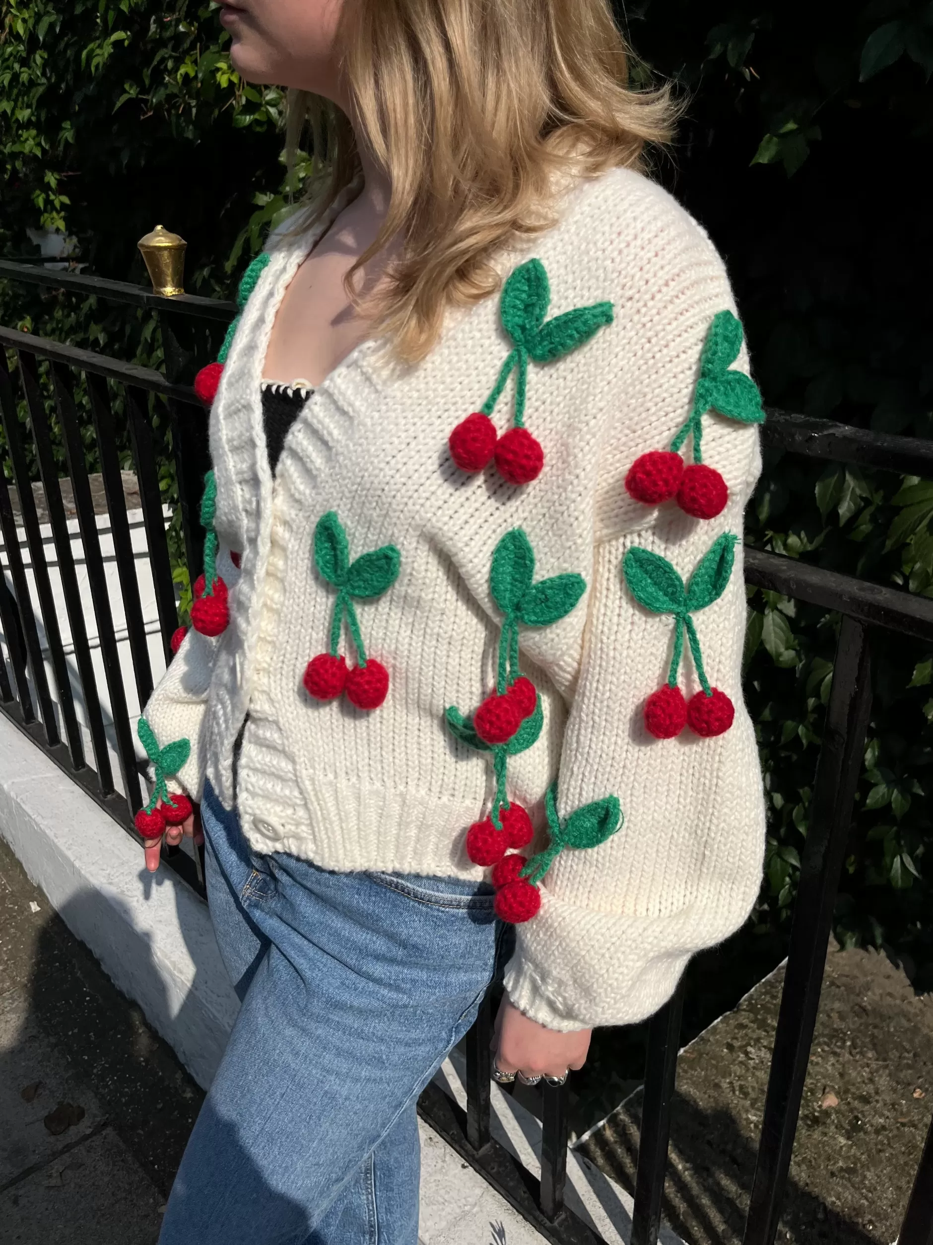 Jovonna London Knitwear | Tops^CHERRY CARDIGAN